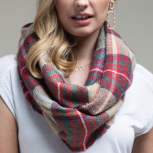 Only 1 left! NWT Plaid Woven Infinity Scarf - Picture 2 of 3